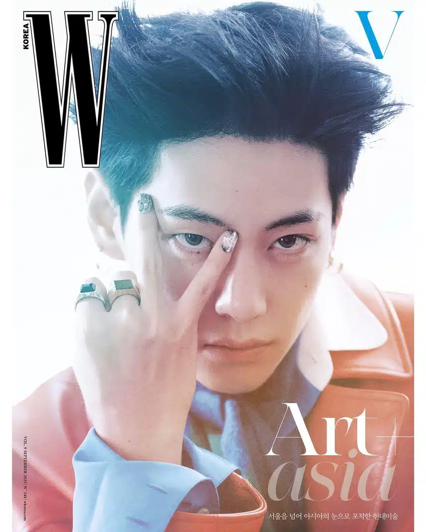 BTS V, Celine x W Korea ấn bản tháng 9