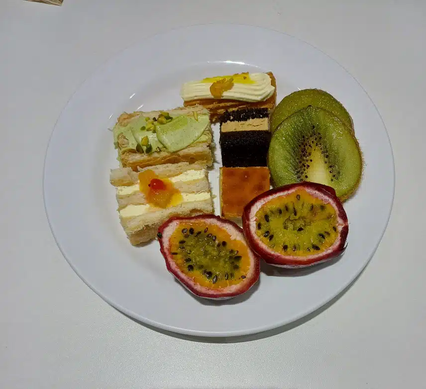 뷔페 다녀왔어요  ~🍽