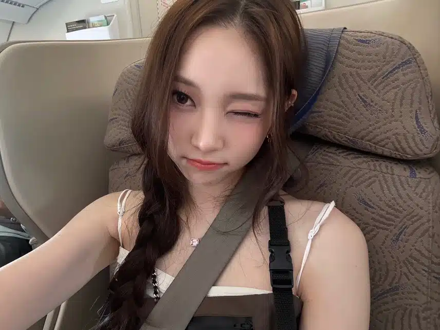 Caricamento del simpatico e affascinante All Def Youngseo DAY OFF