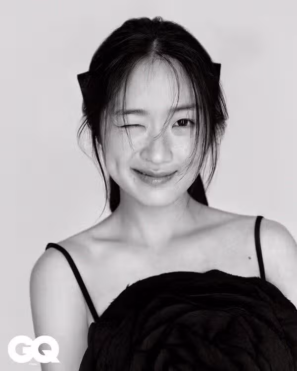 혜윤님 GQ 흑백 화보사진 너무 이뻐요