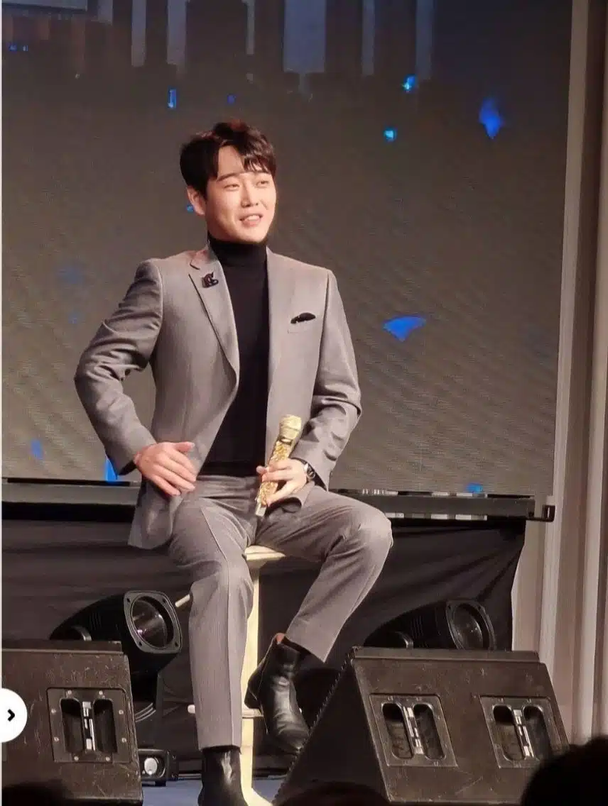 황영웅 가수님  미국진출 응원합니다