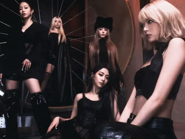 Le Seraphim telah mencapai hasil yang baik di antara grup perempuan di pasar musik Prancis.