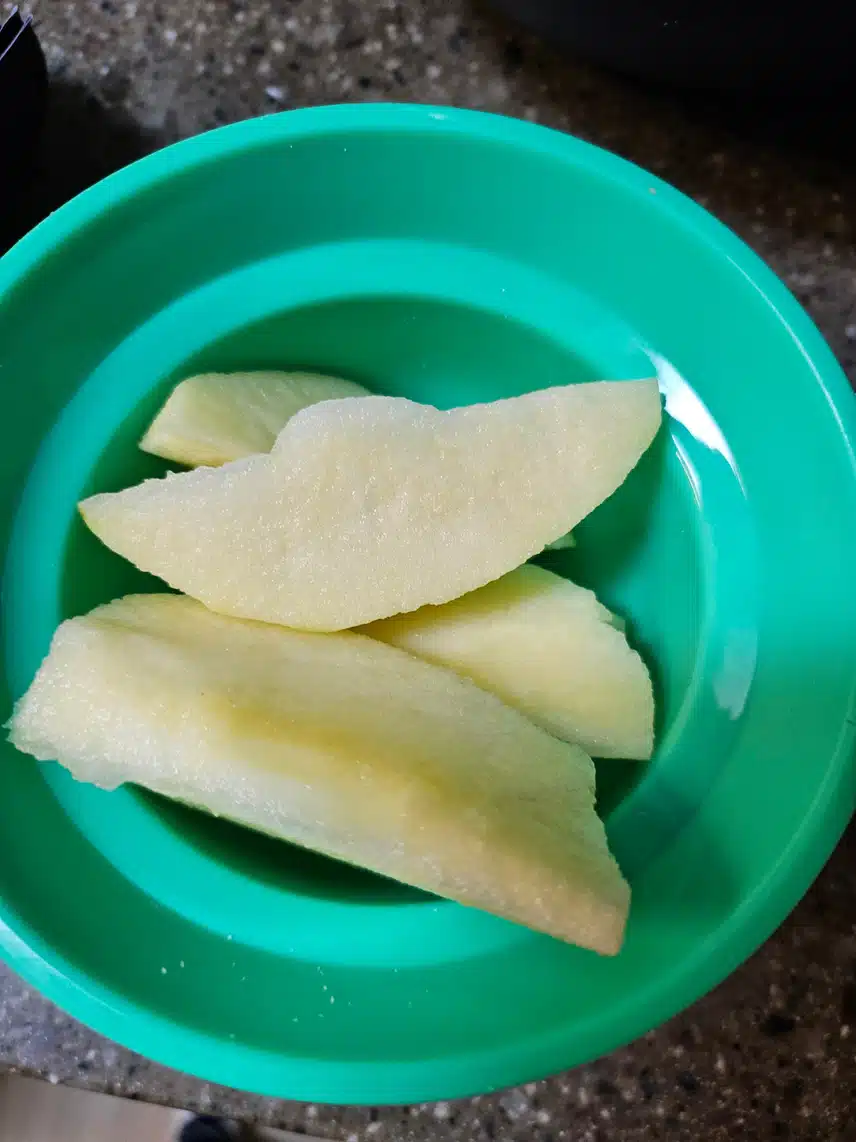 아침에 먹는 사과는 ♥️