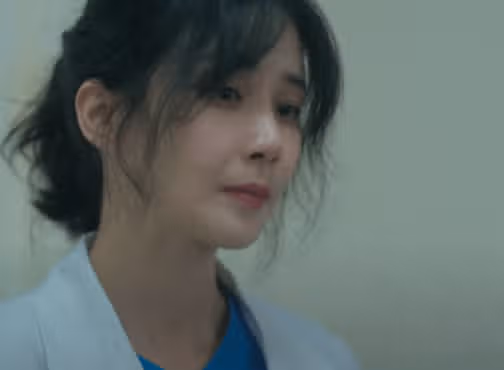 고통에 힘겨워하는 모습을 보는 우소정