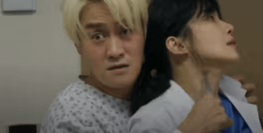 일부러 김시현의 인질이 된 채