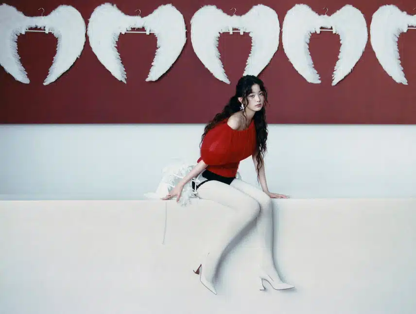 Ive Jang Won-young's 'Secret, Cupid' Trailer Photo