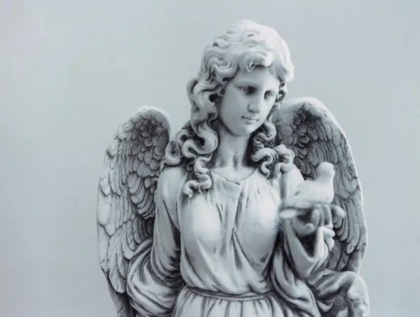 Ive Ray's 'Secret, Cupid' Trailer Photo