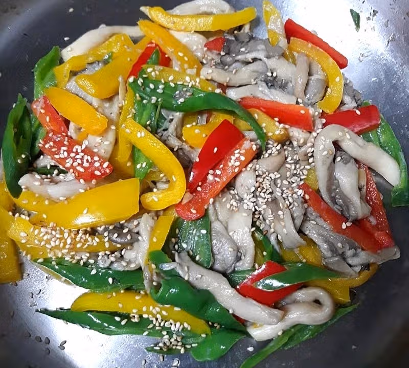 느타리버섯 볶음