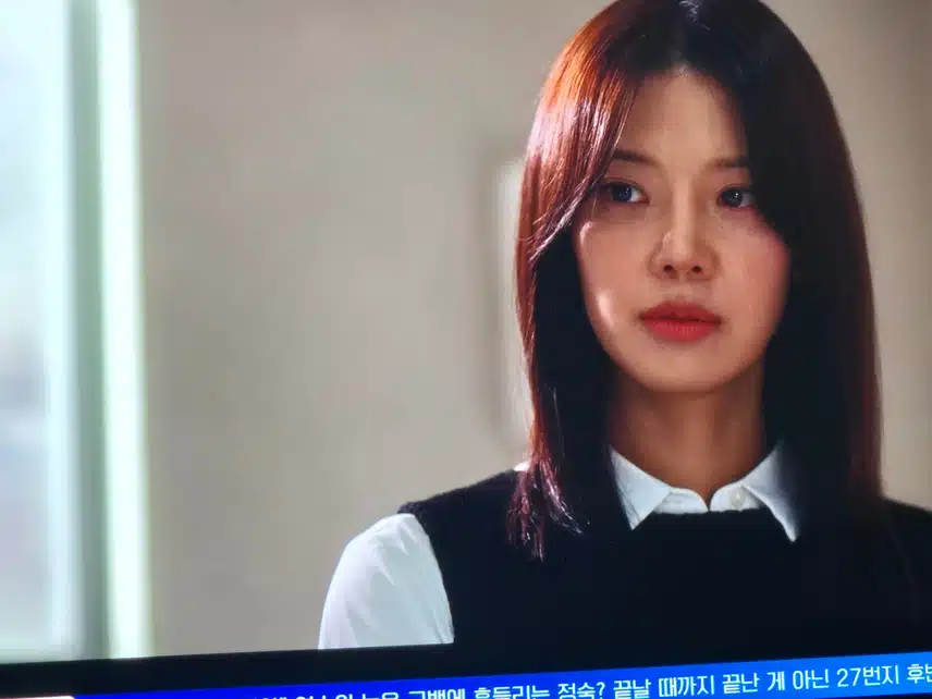 배이지의 행동은 모두에게 이슈가되고  승부조작 혐의까지 받는다