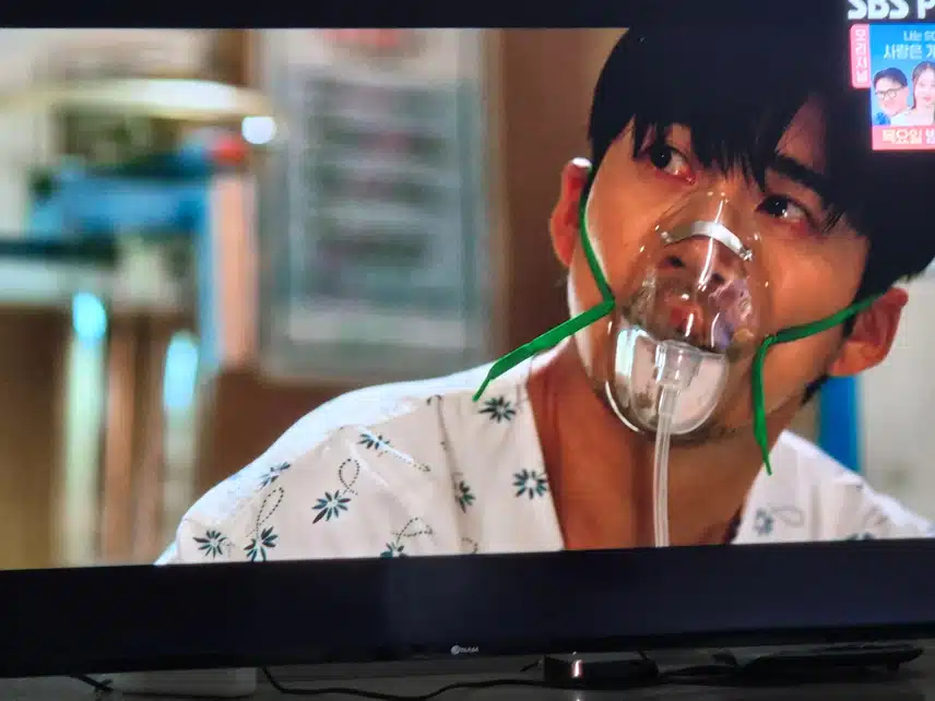 주가람은 결국 쓰러지고 배이지는 병이 있음을 알게된다 