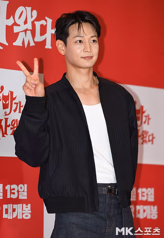 악마가 이사왔다 VIP 시사회에 참석한 민호님