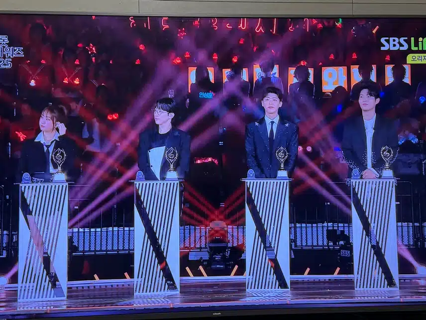 트롯뮤직어워즈2025 삶 & 10대가수상 수상!! 