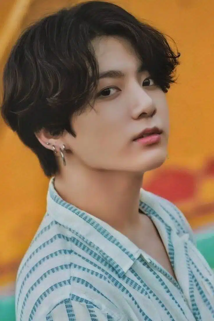 비주얼도 좋고 무대 실력도 좋은 올라운더 정국님이에요