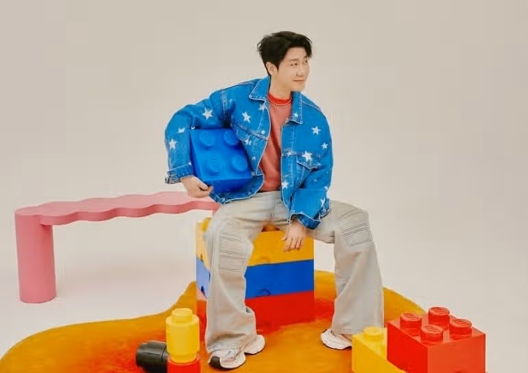 영탁님 이 화보사진 너무 상큼하네요