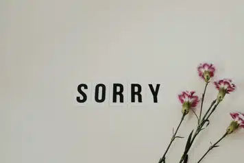 alt=사과-영어-표현,정중한-사과-영어,사과-영어회화,죄송합니다-영어로-정중하게,다시-한번-죄송합니다-영어로,진심으로-사과하다-영어로