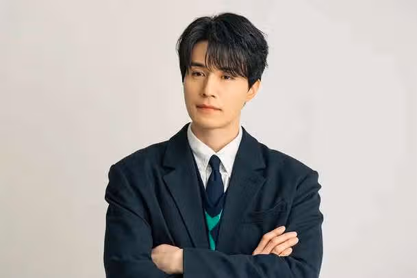 [Último 2025] ¿Está casado Lee Dong Wook? Desde la verdad sobre su esposa e hijos hasta sus ocho exnovias, su opinión sobre el matrimonio y sus últimas apariciones.