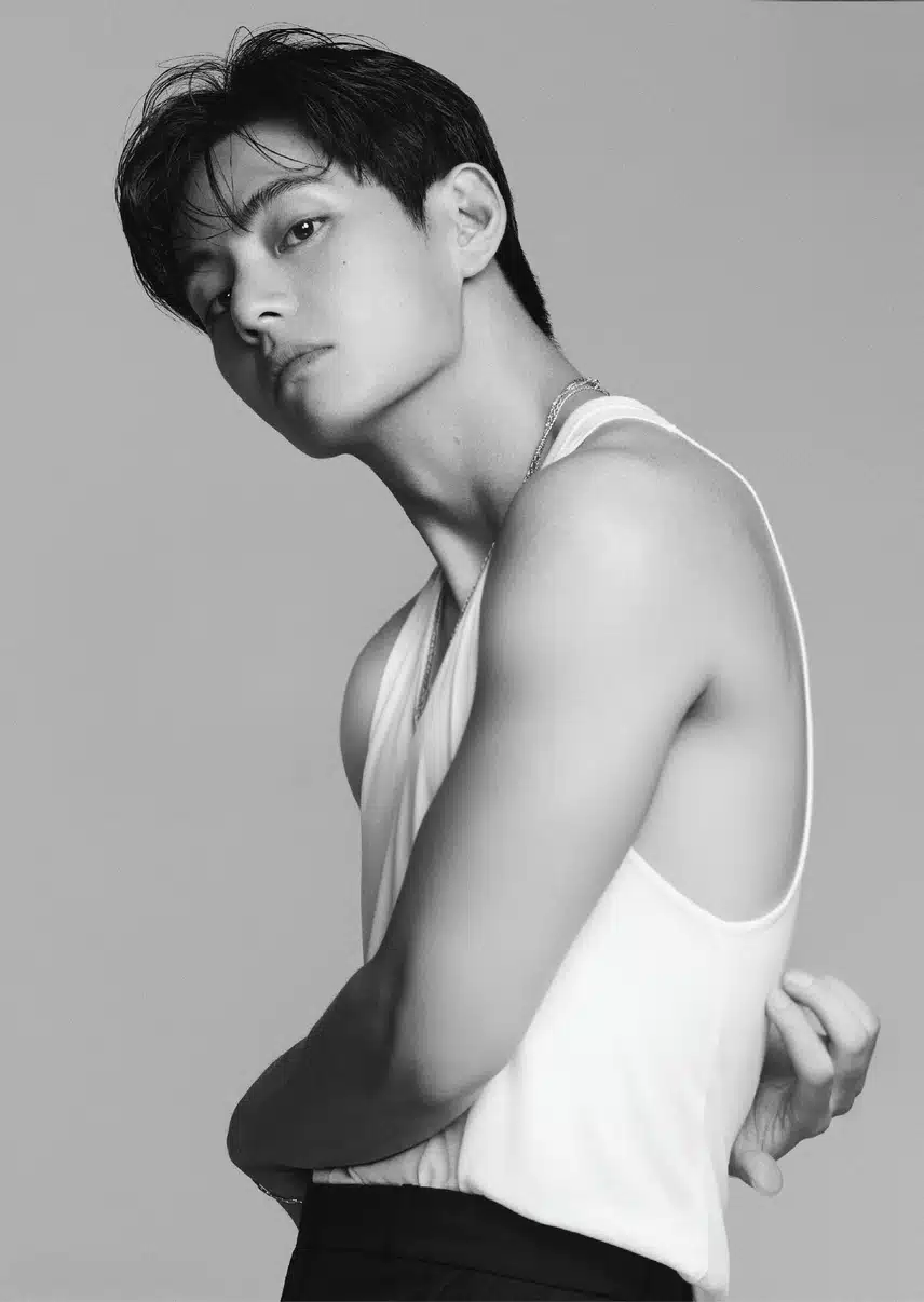 Compose Coffee's official model boasting photos