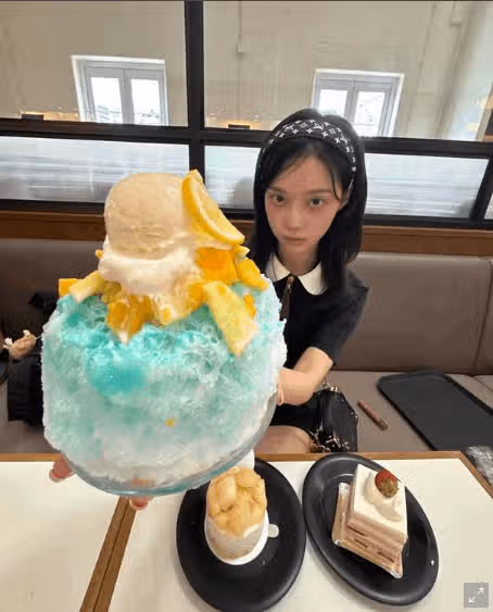 Hiver, ton visage est plus petit qu'une glace pilée, si beau !