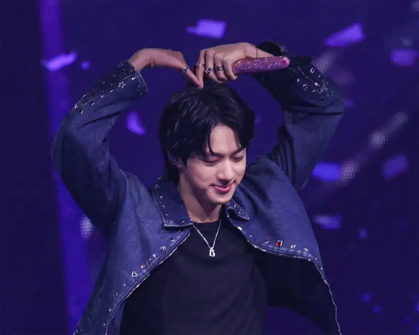 석진이 인스타에 올라온 런던 콘서트 1일차 사진