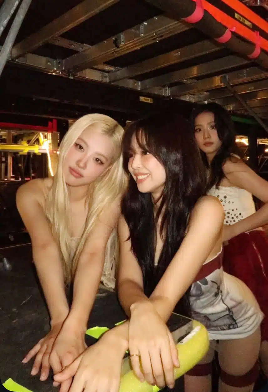 투샷 너무 좋은 블랙핑크 로제+제니