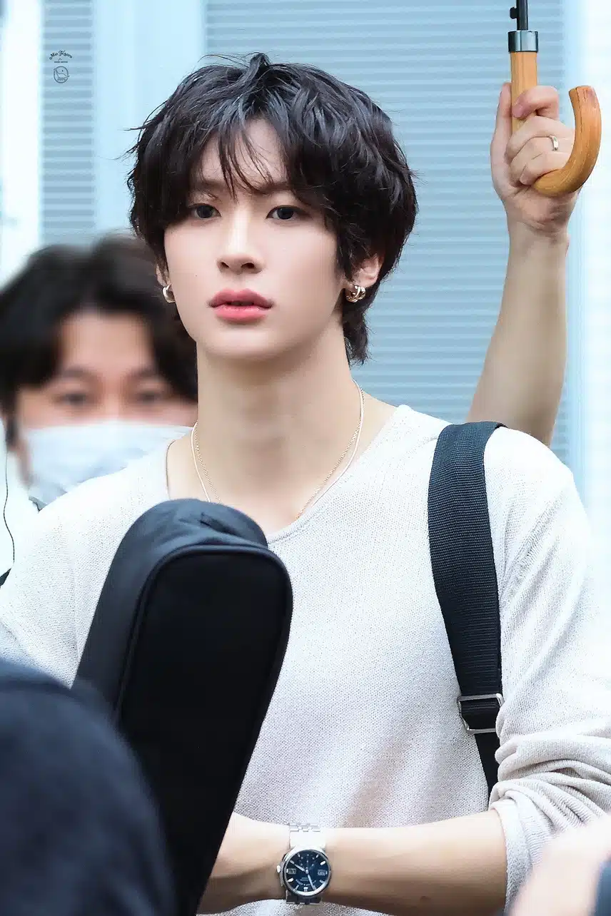 리즈 갱신하고 있는 요즘 앤톤 분위기