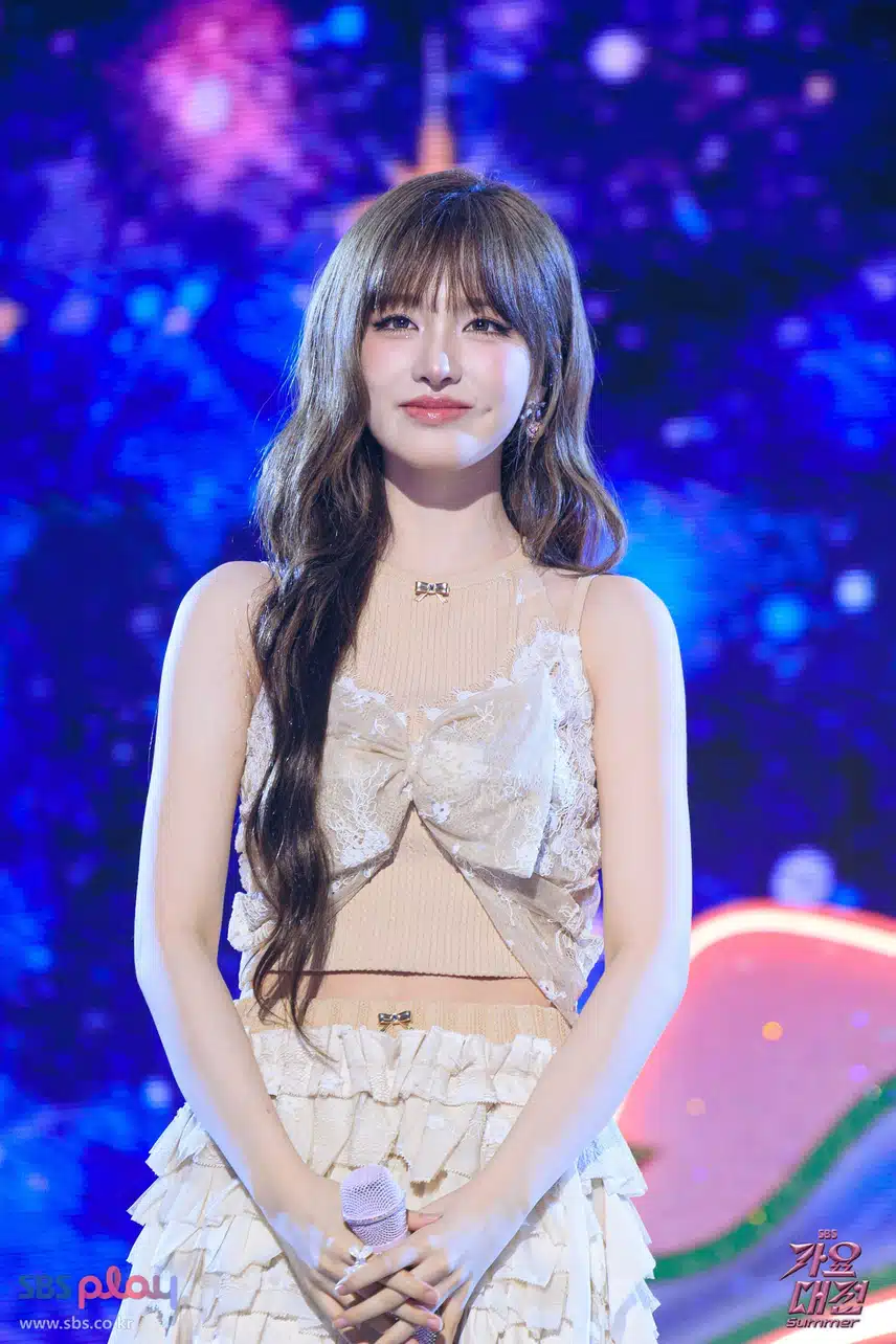 리즈 요새 비주얼이 리즈인것 같아요