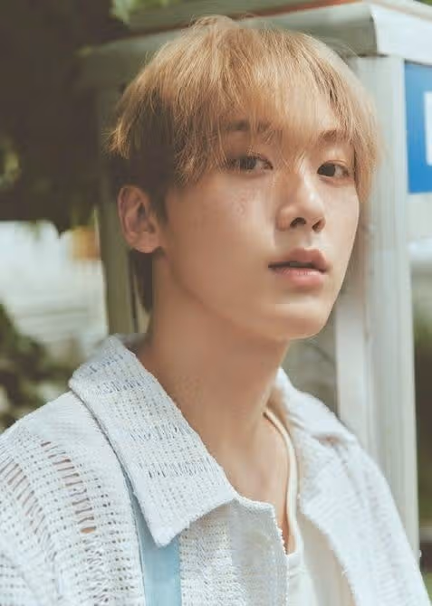 아스트로 윤산하님의 느좋 느낌의 사진
