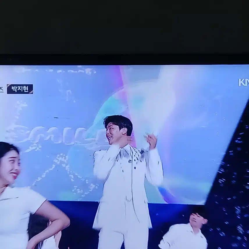 트롯 뮤직 어워드에서 빛나는 박지현님이에요