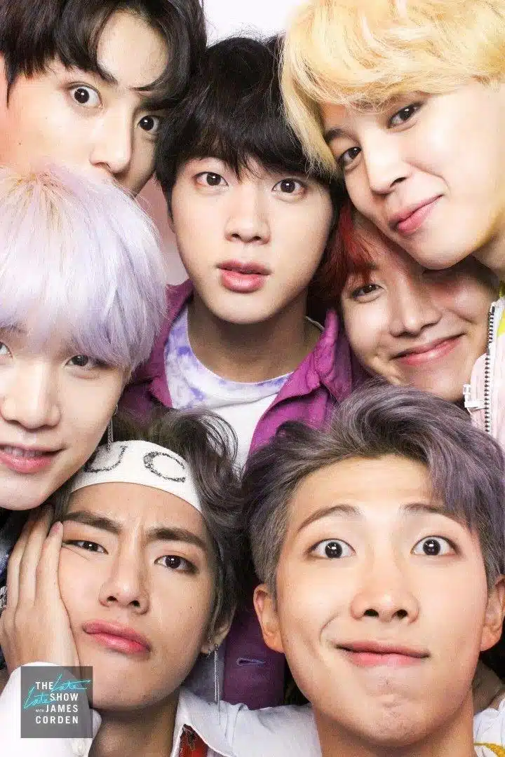 방탄이들 단체 셀카 언제 봐도 참 흐뭇하네요.