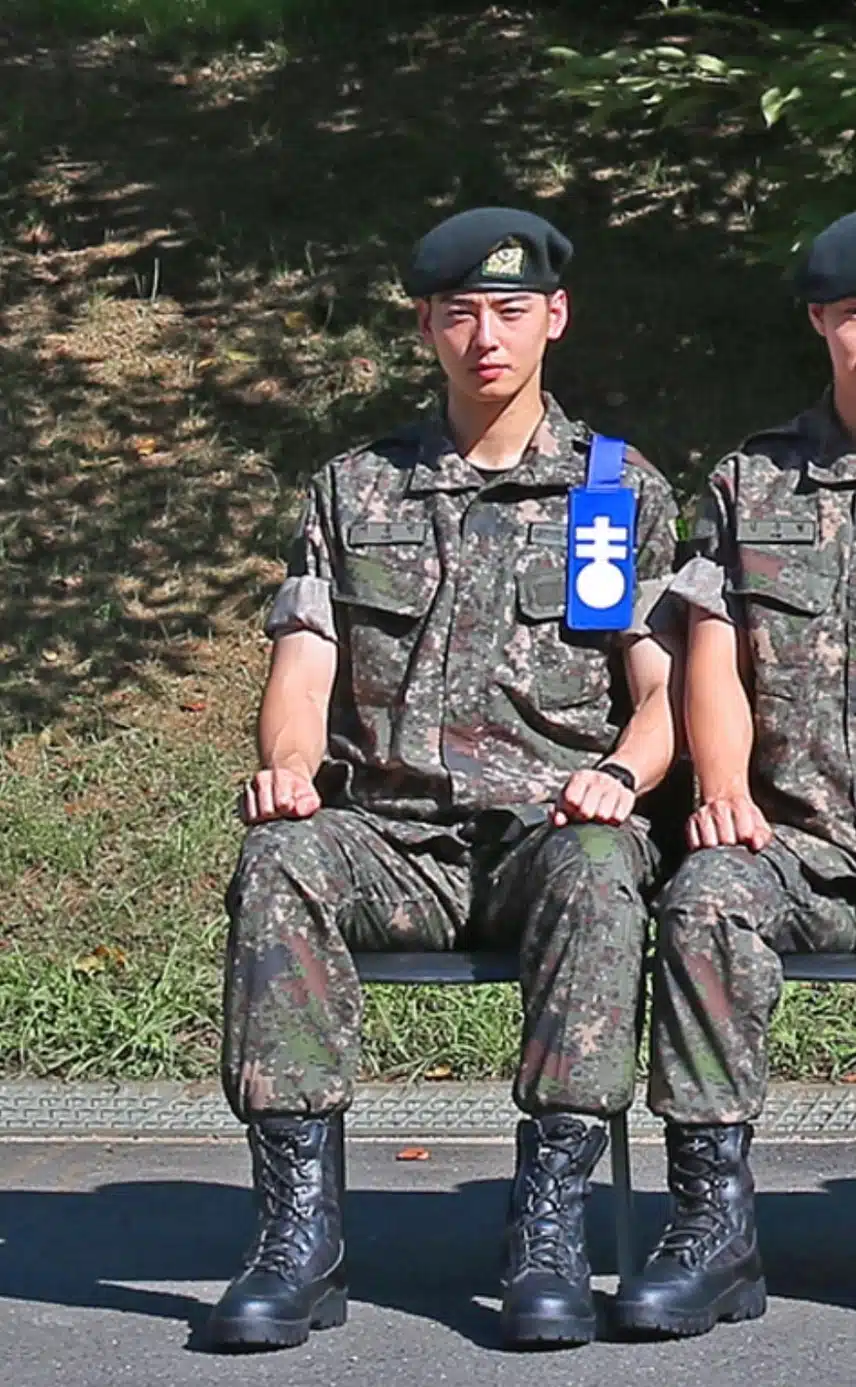 중대장 훈련병이 된 차은우 근황 사진