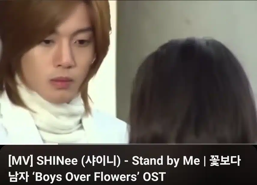 Aku sedang menonton penampilan Stand By Me OST Boys Over Flowers dari SHINee