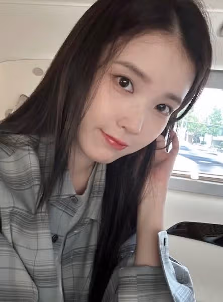 고딩같은 아이유
