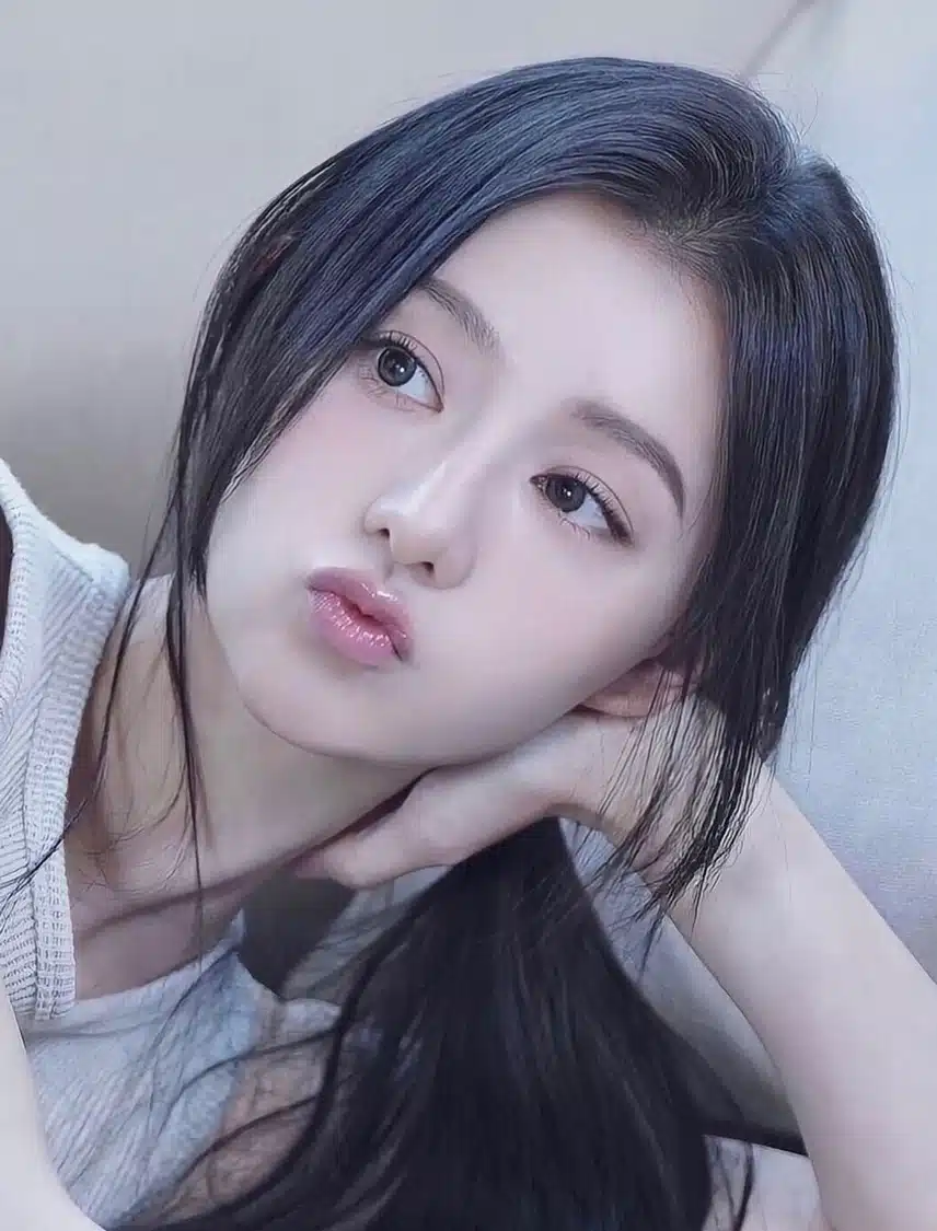 어쩜 이렇게 이쁘게 생겻을까요