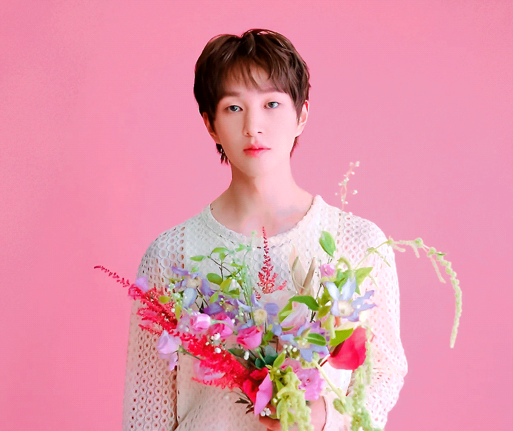 Onew SHINee akan merilis album keduanya di Jepang