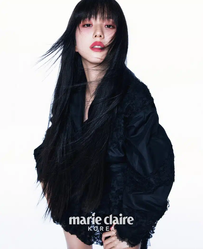 Servizio fotografico Dior Beauty x Marie Claire che mostra solo la bellezza di Jisoo
