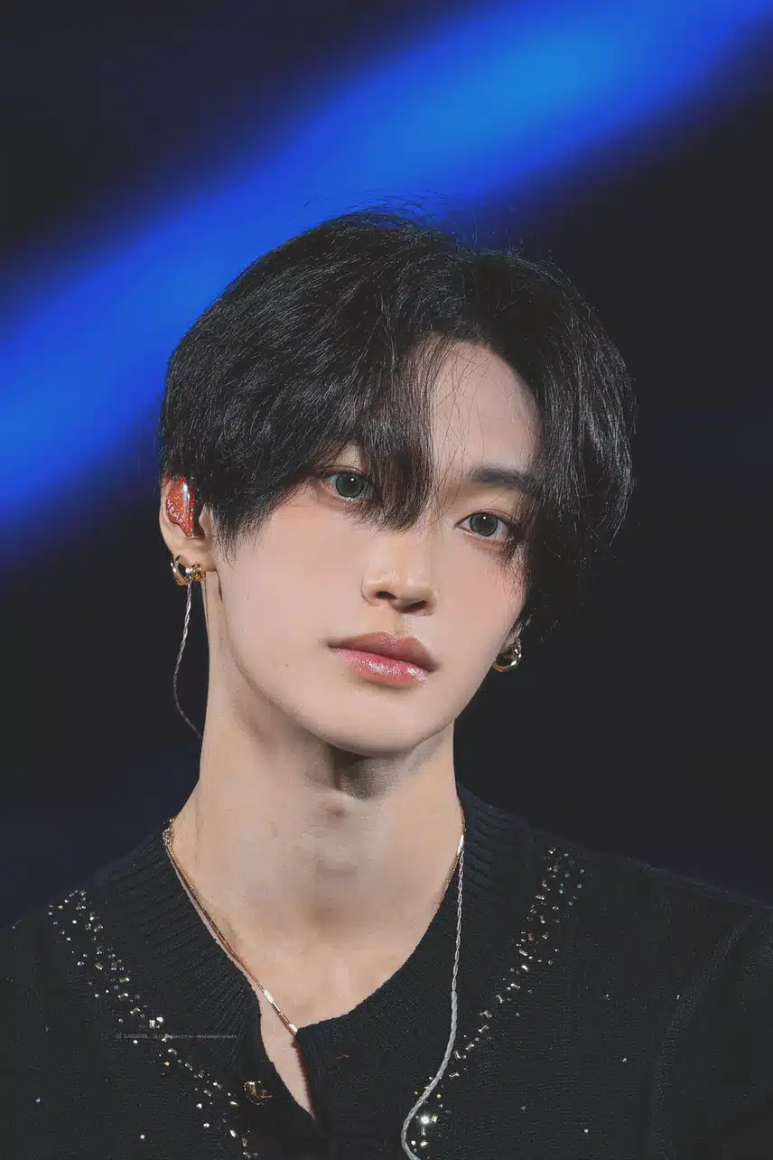 Dyeing hair is good, but I still like black hair the best.